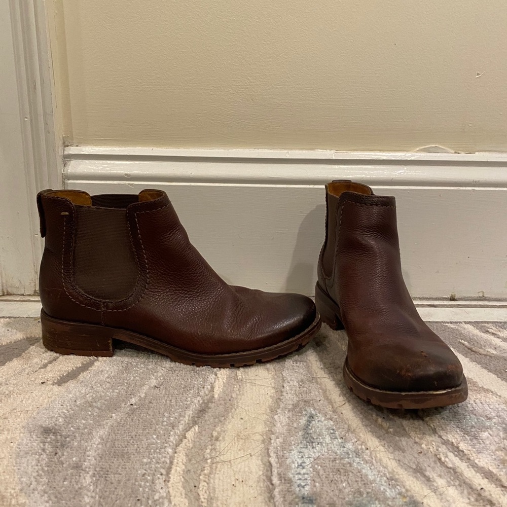 Leather boots